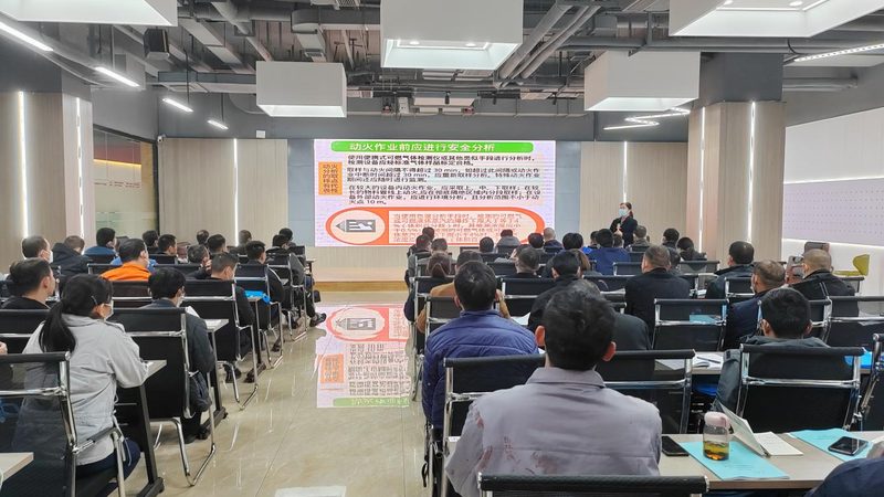 案例分析：以某机构课程体系为例