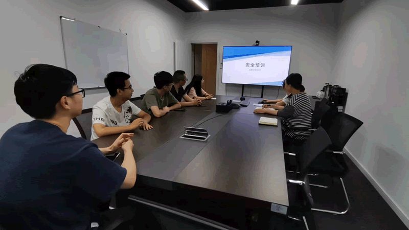 根据我国相关规定，自考本科申请学位证的时间限制如下：