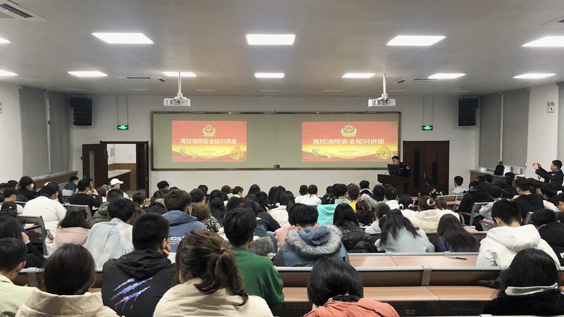 成人高考成绩查询：轻松几步，掌握你的成绩动态